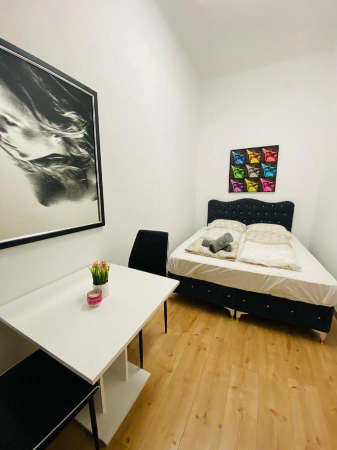 Premium Triple Room Dw 维也纳 外观 照片